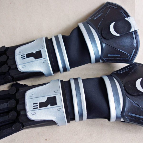 Dead light grips prop