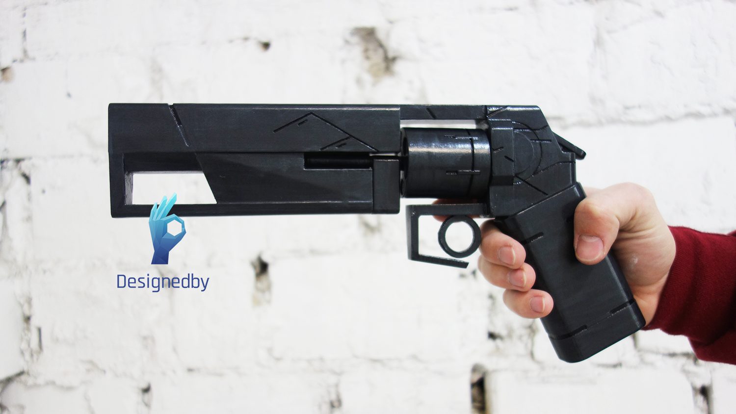 sheriff minima revolver pistol from valorant cosplay