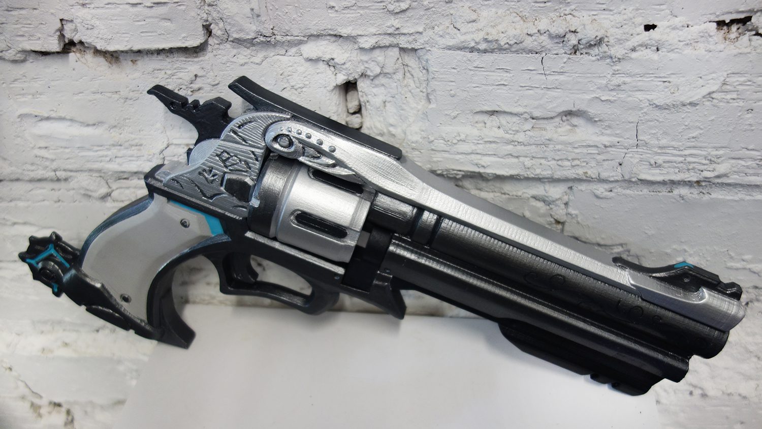 cassidy revolver prop replica cosplay overwatch